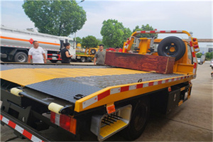 船山区附近拖车电话号码服务